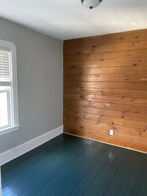 2 bed, 1 bath apartment for rent at 157 Hathaway St Unit 3W, Northwest — photo 8 of 17