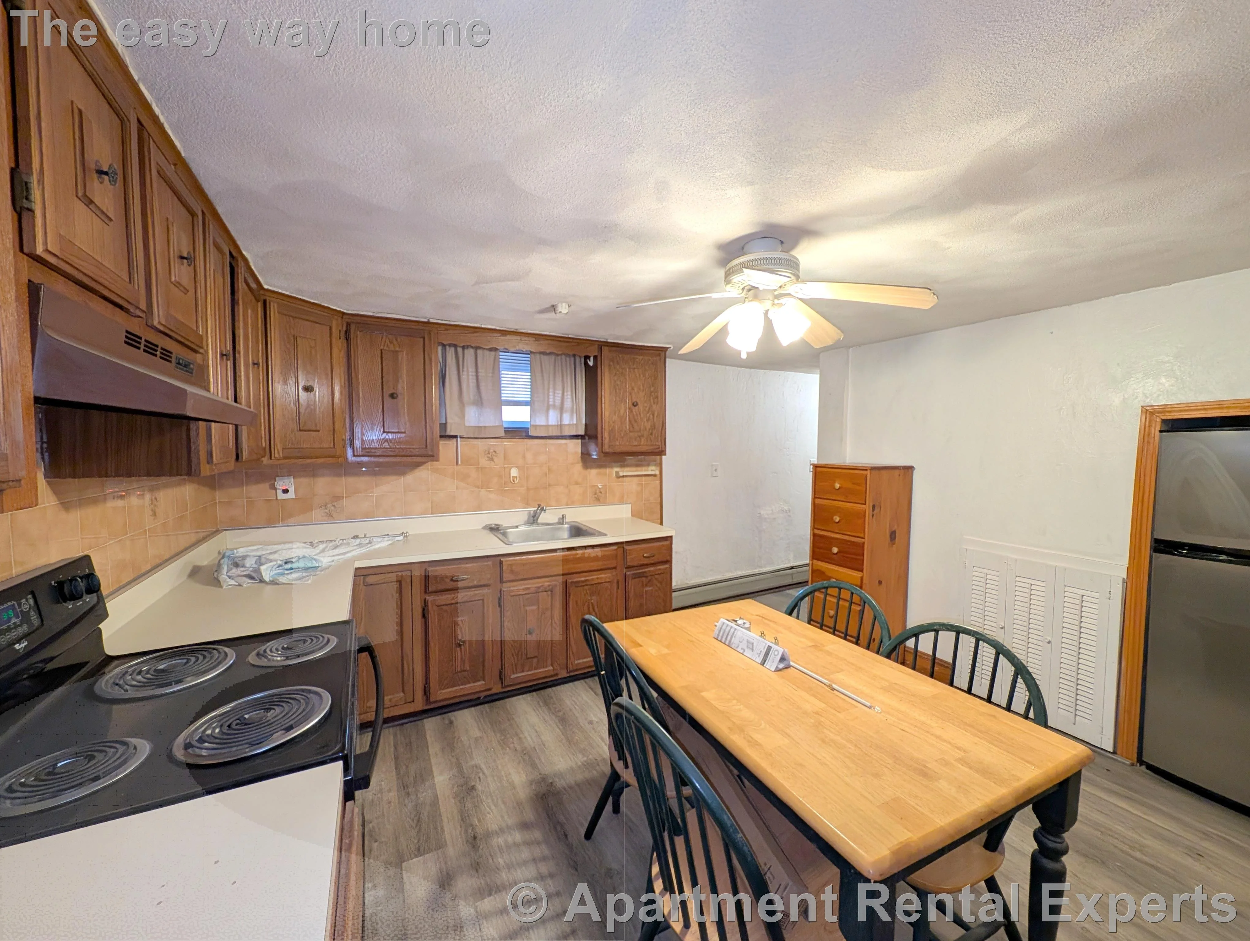 1 bed, 1 bath apartment for rent at 157 Lowell St Unit B, Spring Hill — photo 3 of 9