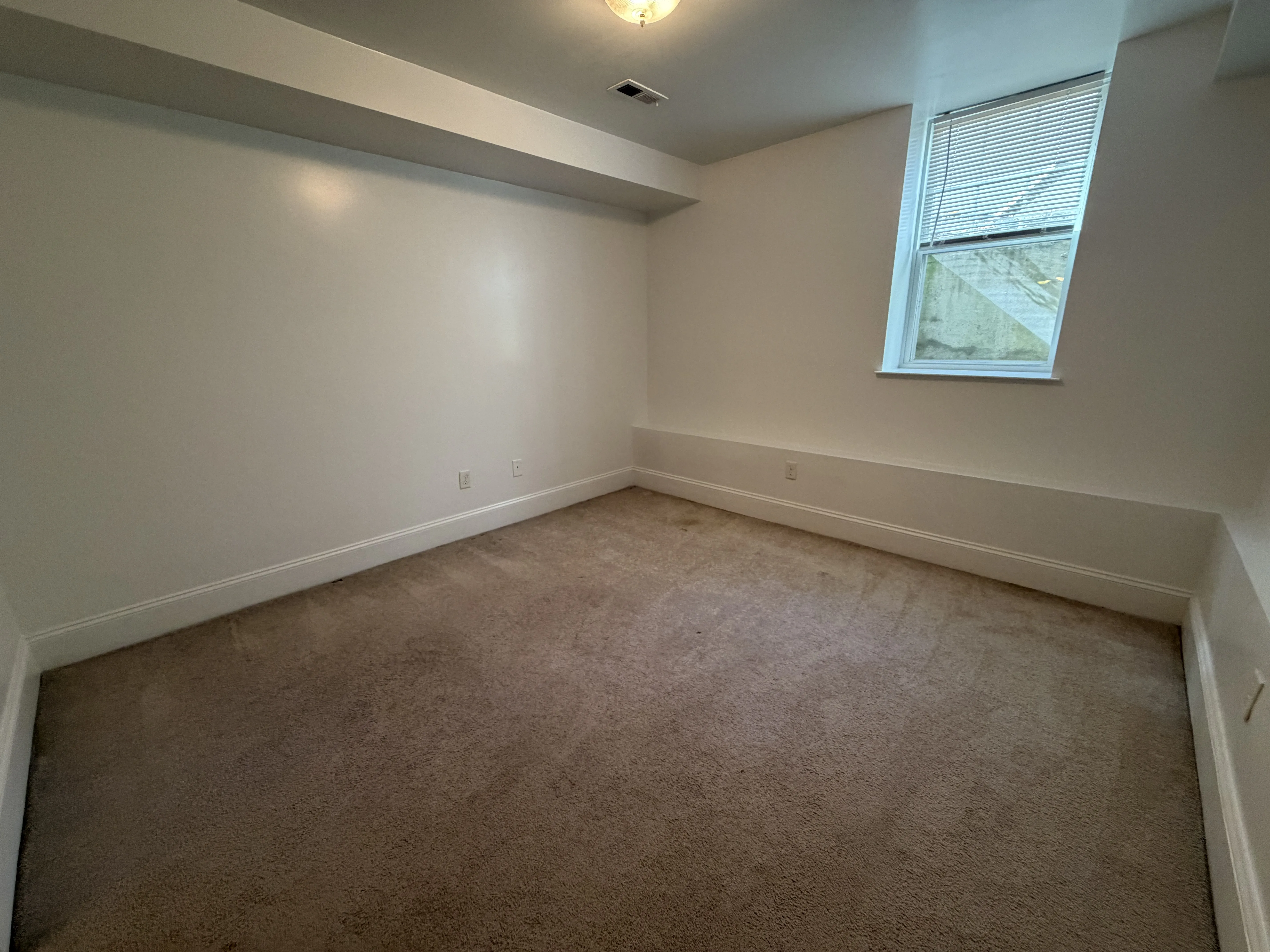 3 bed, 2 bath apartment for rent at 157 M St Unit 1, South Boston — photo 18 of 19