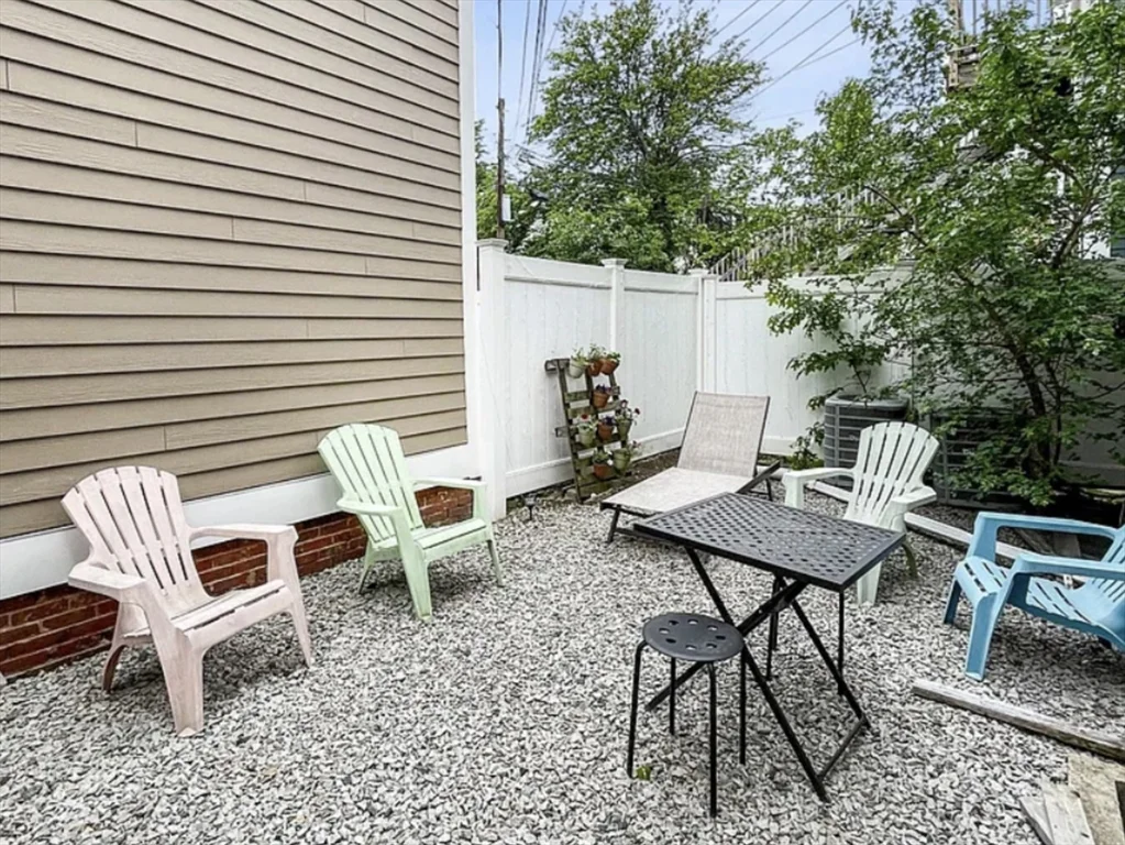 3 bed, 2 bath apartment for rent at 157 M St Unit 157-1, South Boston — photo 15 of 15
