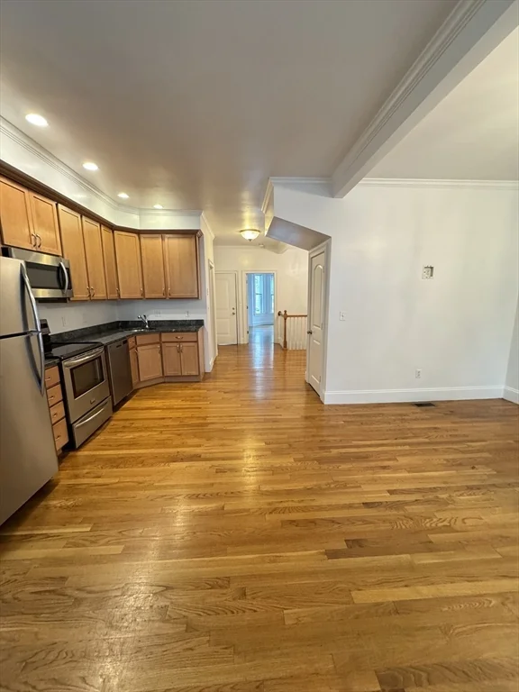 3 bed, 2 bath apartment for rent at 157 M St Unit 157-1, South Boston — photo 14 of 15