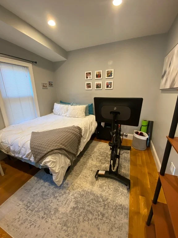 2 bed, 1 bath apartment for rent at 157 M St Unit 3, Boston — photo 3 of 9