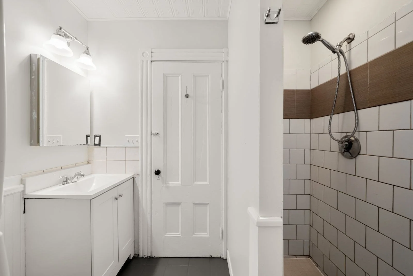 3 bed, 2 bath apartment for rent at 157 N St Unit A, South Boston — photo 16 of 28