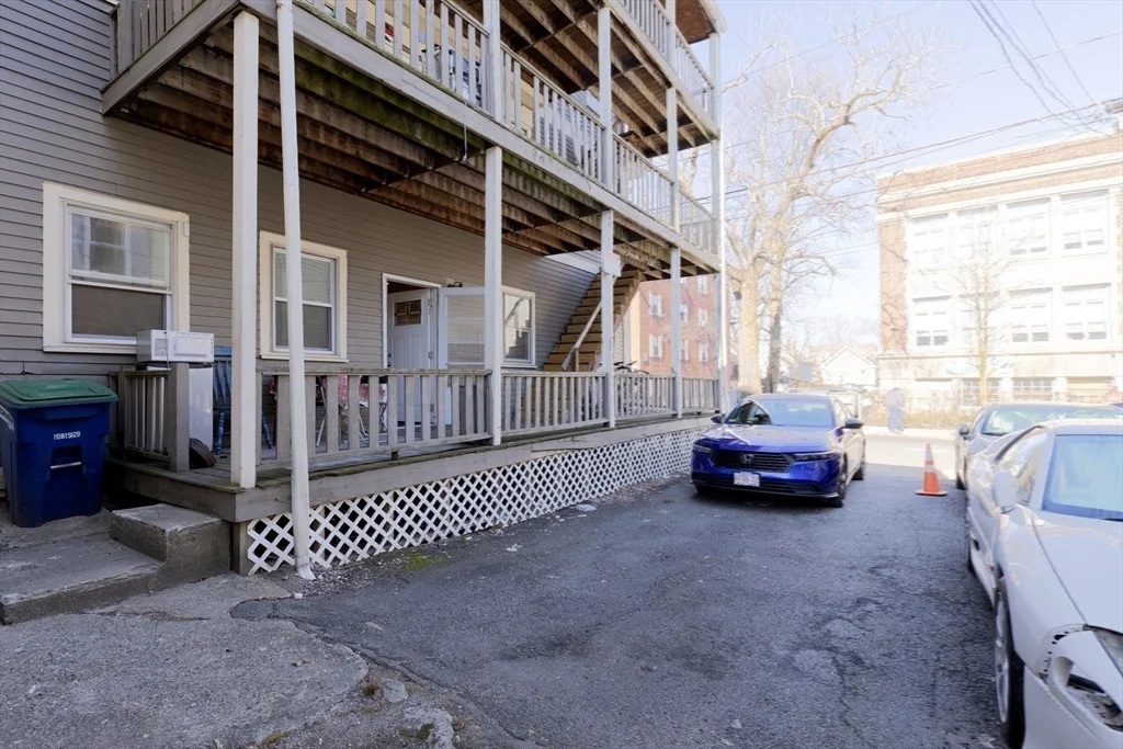 4 bed, 2 bath apartment for rent at 157 Perkins St Unit 1, East Somerville — photo 26 of 27