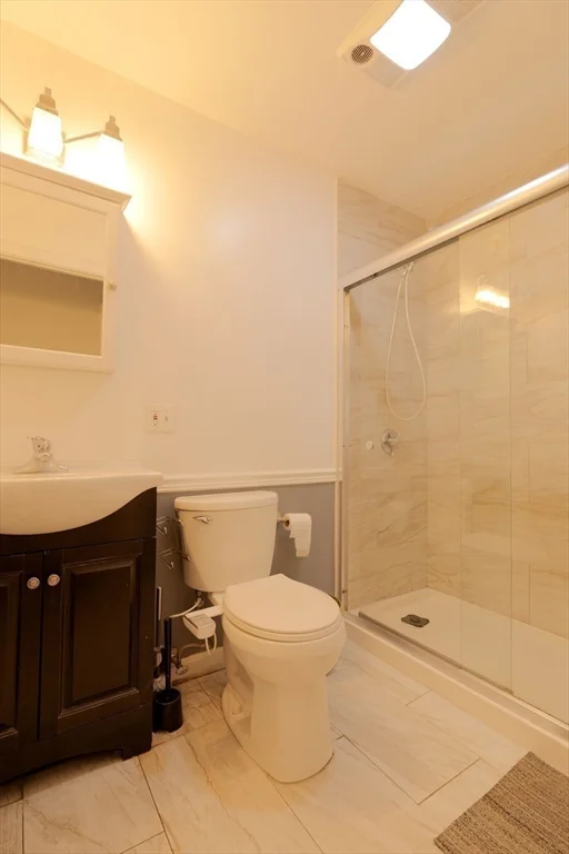4 bed, 2 bath apartment for rent at 157 Perkins St Unit 1, East Somerville — photo 21 of 27