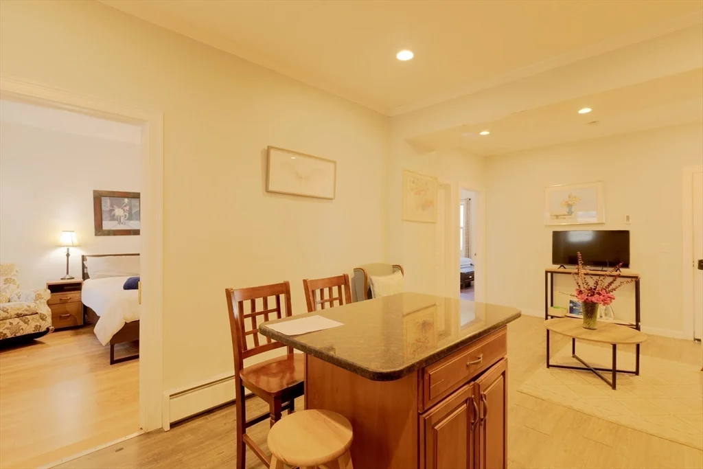 4 bed, 2 bath apartment for rent at 157 Perkins St Unit 1, East Somerville — photo 9 of 27