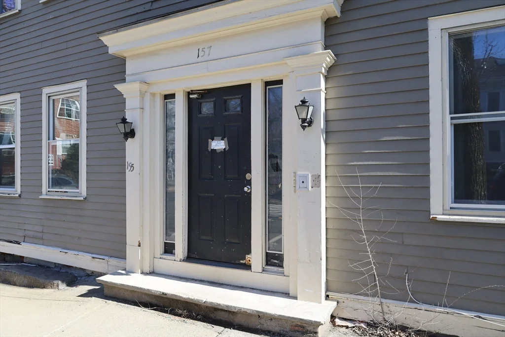 4 bed, 2 bath apartment for rent at 157 Perkins St Unit 1, East Somerville — photo 4 of 27