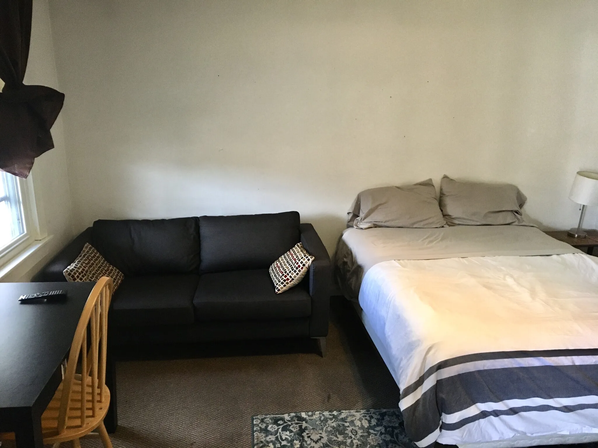 4 bed, 2 bath apartment for rent at 157 Perkins St Unit 3, East Somerville — photo 4 of 19