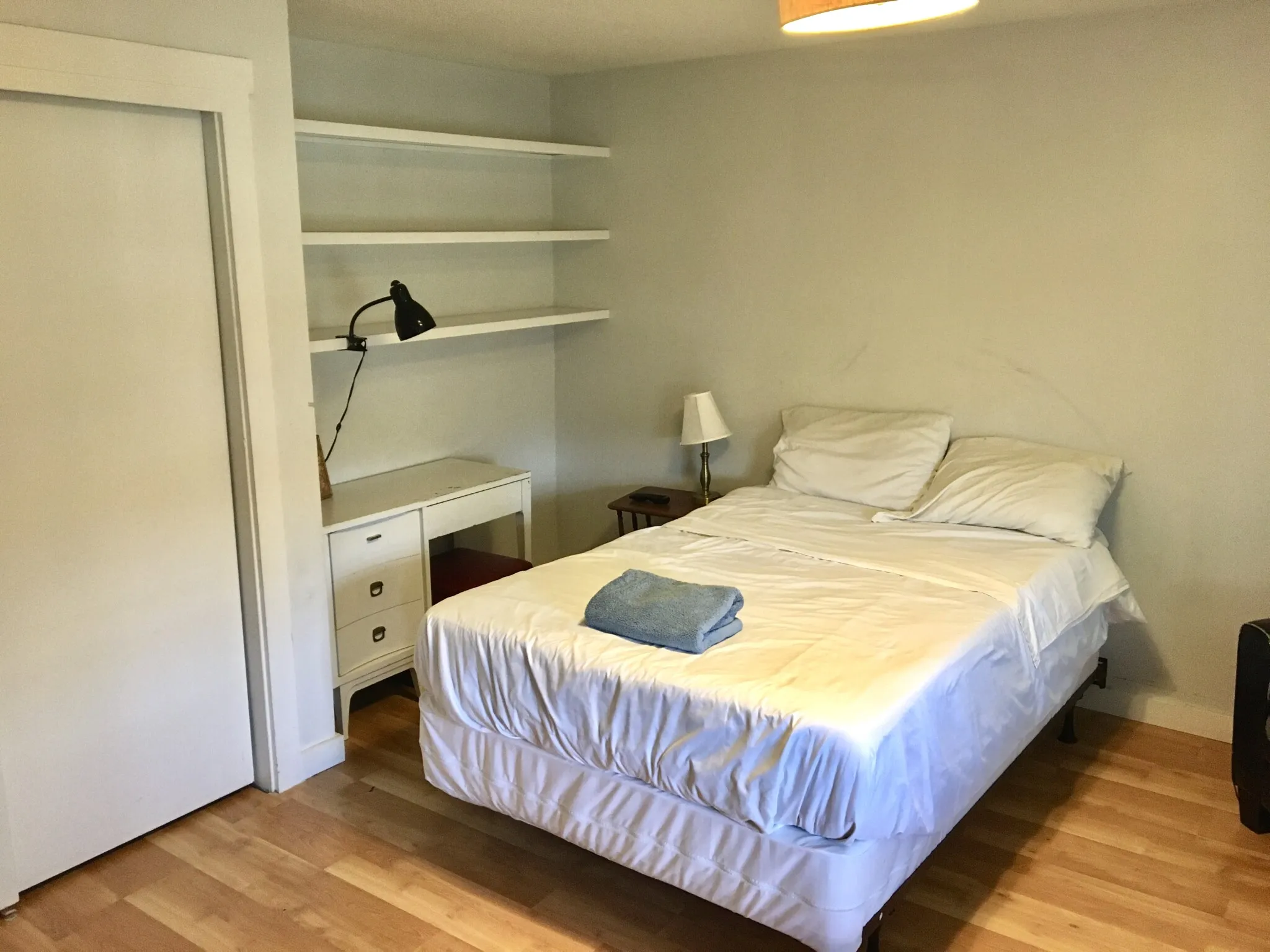 4 bed, 2 bath apartment for rent at 157 Perkins St Unit 3, East Somerville — photo 11 of 19
