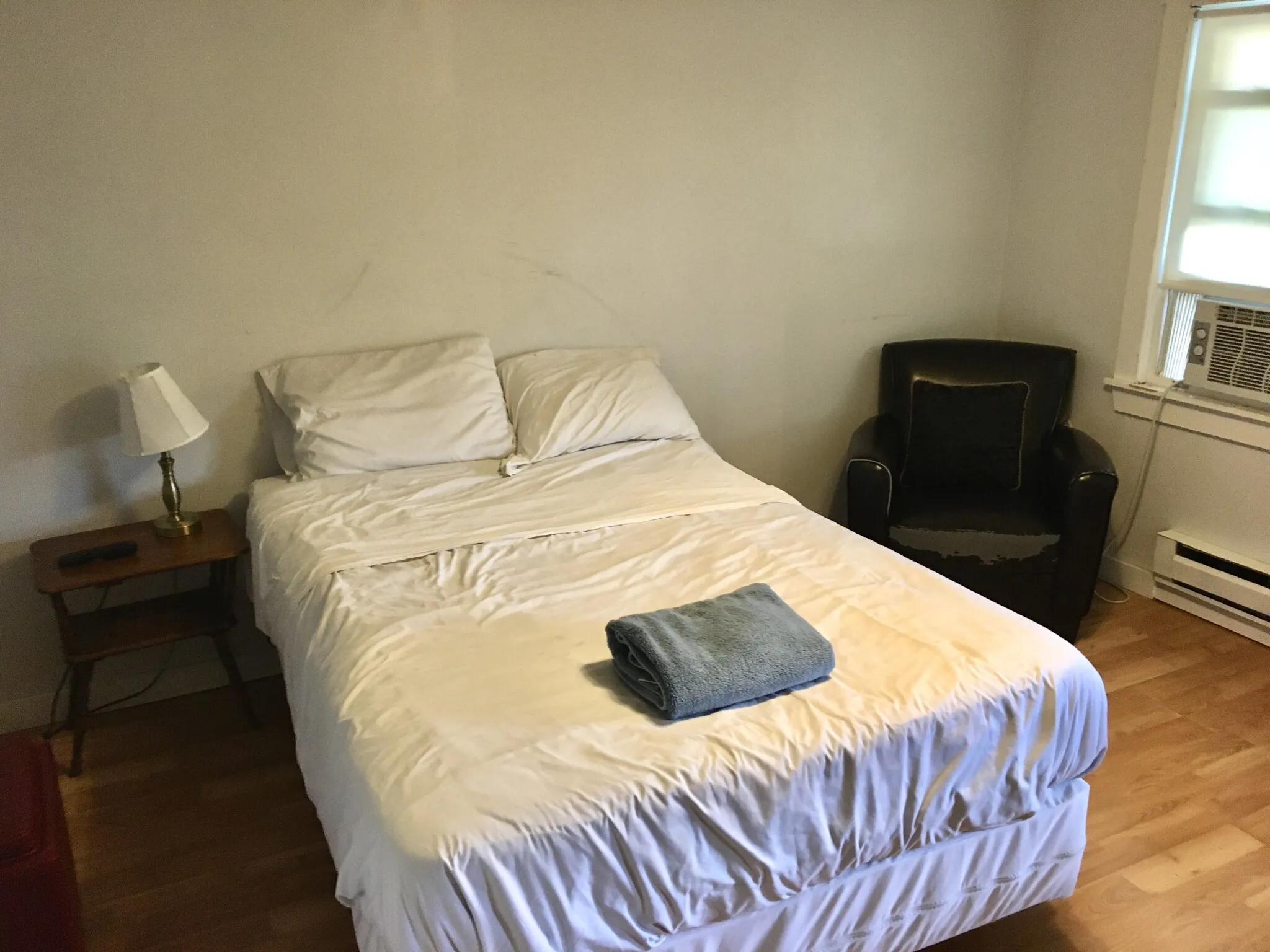 4 bed, 2 bath apartment for rent at 157 Perkins St Unit 3, East Somerville — photo 9 of 19