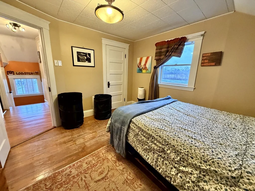 3 bed, 2 bath apartment for rent at 157 Riverview Ave Unit FURNISHED, Waltham — photo 23 of 38