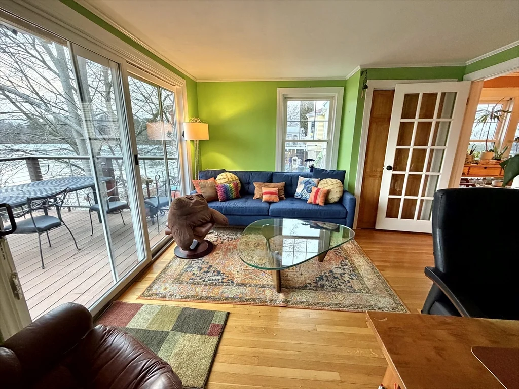 3 bed, 2 bath apartment for rent at 157 Riverview Ave Unit FURNISHED, Waltham — photo 10 of 38