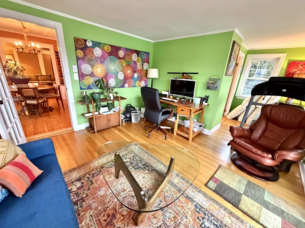 3 bed, 2 bath apartment for rent at 157 Riverview Ave Unit FURNISHED, Waltham — photo 8 of 38