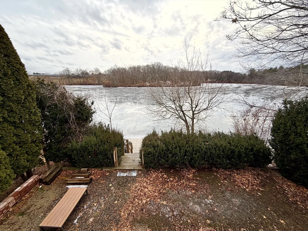 3 bed, 2 bath apartment for rent at 157 Riverview Ave Unit FURNISHED, Waltham — photo 35 of 38