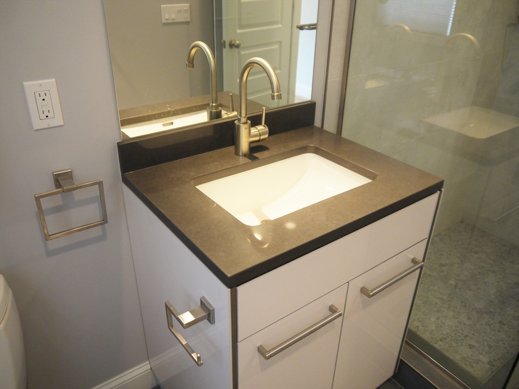 2 bed, 2 bath apartment for rent at 157 Salisbury Rd Unit 2, Salisbury Road - Corey Farm — photo 9 of 14
