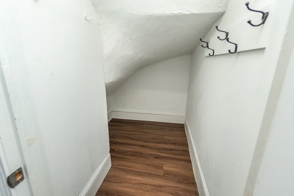 2 bed, 1 bath apartment for rent at 157 Spring Unit 1, Medford — photo 15 of 23
