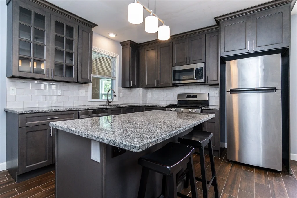 2 bed, 1 bath apartment for rent at 157 Spring Unit 1, Medford — photo 1 of 23