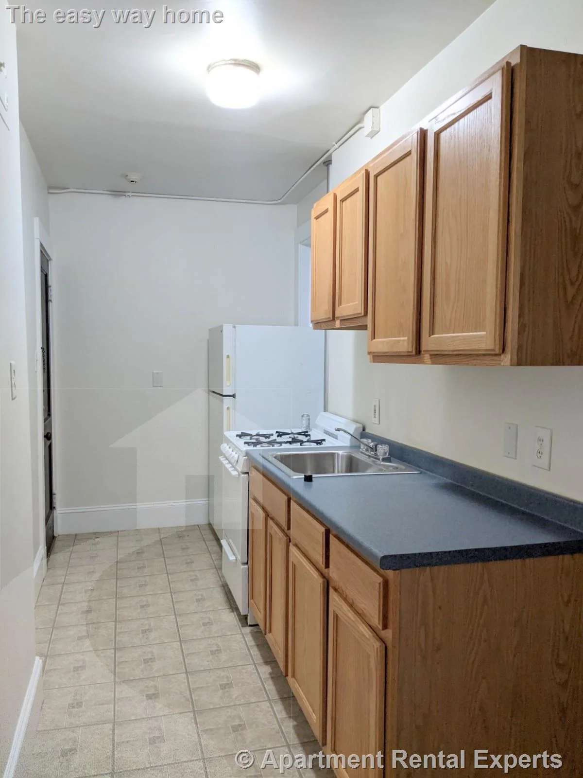 Studio bed, 1 bath apartment for rent at 157 Summer St Unit 1F, Spring Hill — photo 3 of 4