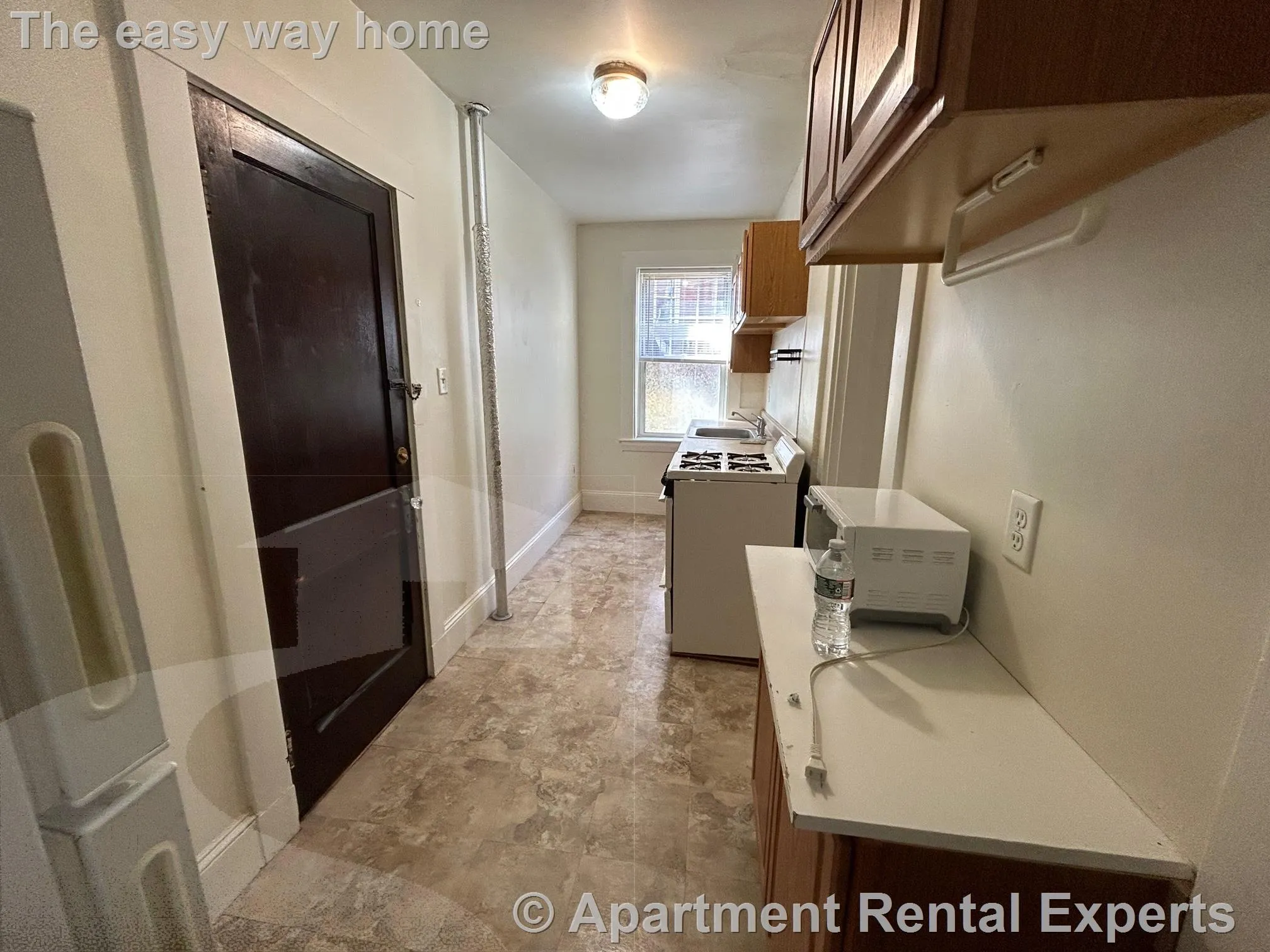 1 bed, 1 bath apartment for rent at 157 Summer St Unit 3F, Spring Hill — photo 2 of 7