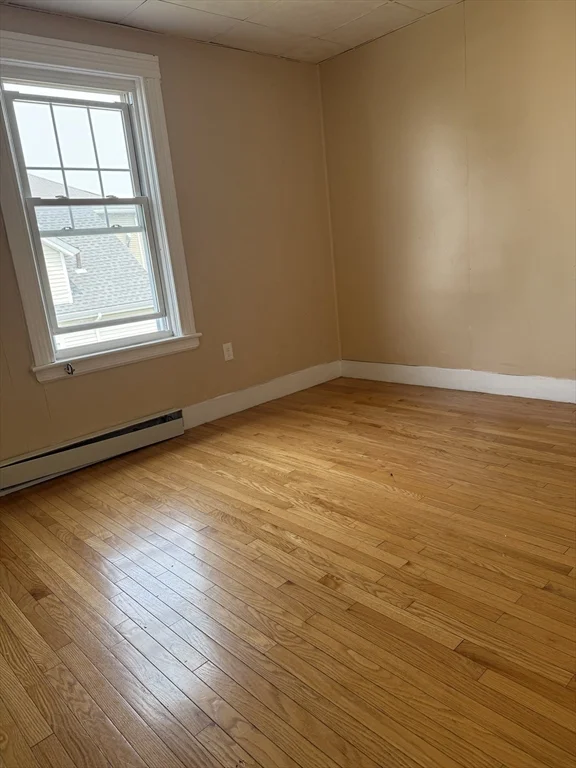 3 bed, 1 bath apartment for rent at 157 Vernon St Unit 3, Worcester — photo 9 of 15