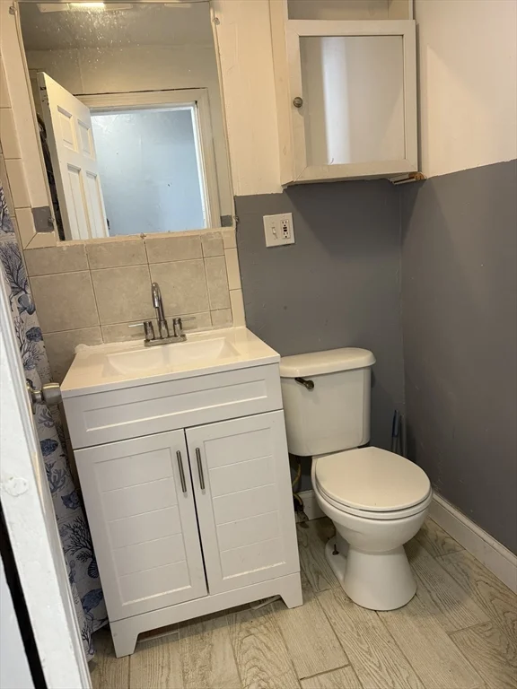 3 bed, 1 bath apartment for rent at 157 Vernon St Unit 3, Worcester — photo 15 of 15
