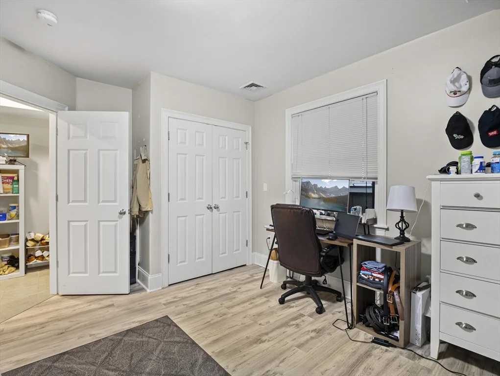 4 bed, 2 bath apartment for rent at 157 West 6th St Unit A, South Boston — photo 32 of 41