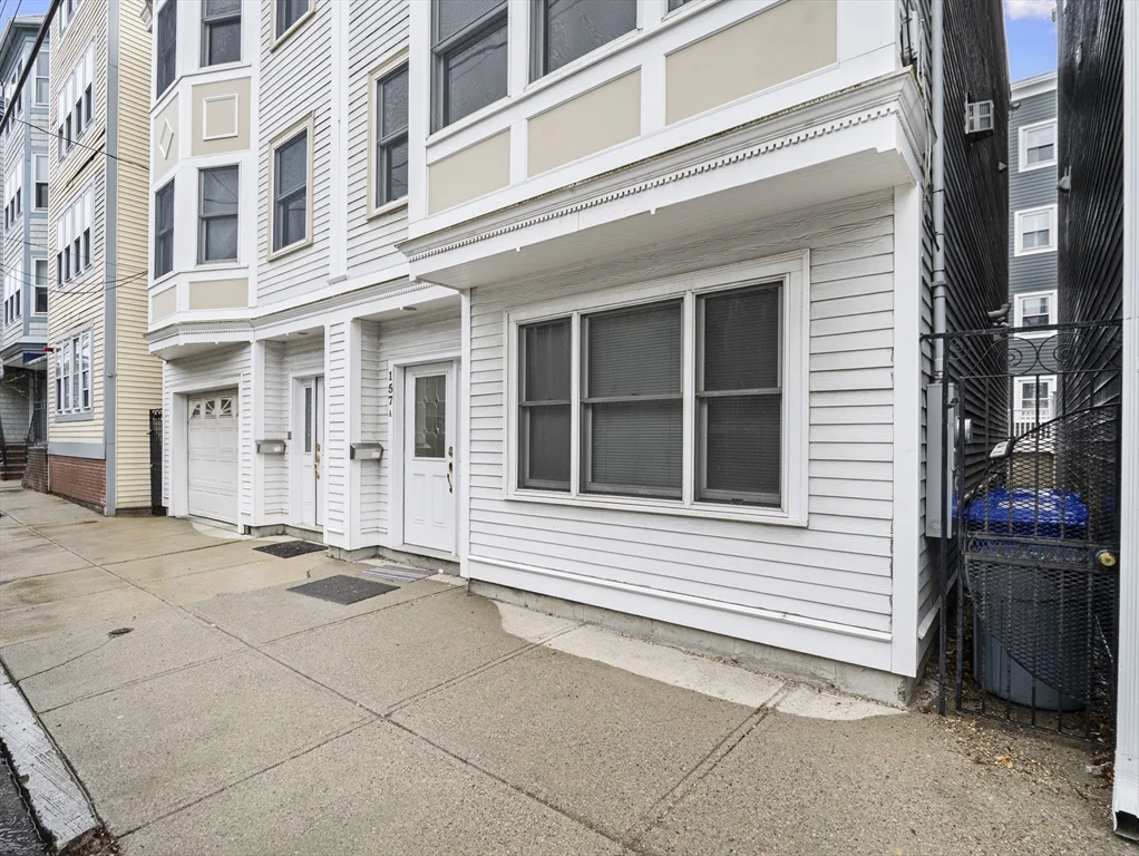 4 bed, 2 bath apartment for rent at 157 West 6th St Unit A, South Boston — photo 41 of 41