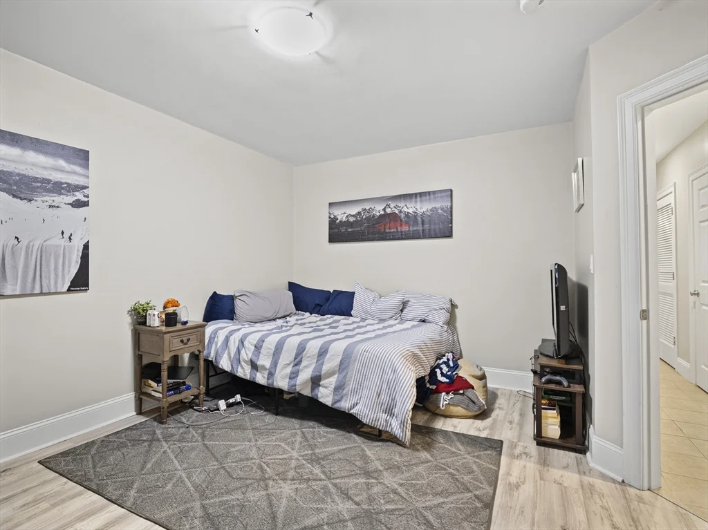 4 bed, 2 bath apartment for rent at 157 West 6th St Unit A, South Boston — photo 31 of 41