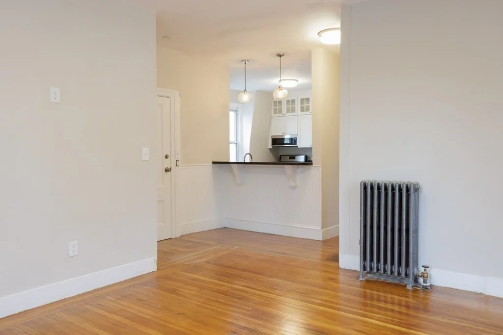 3 bed, 1 bath apartment for rent at 157 Winthrop St Unit 2, Tufts University — photo 5 of 14