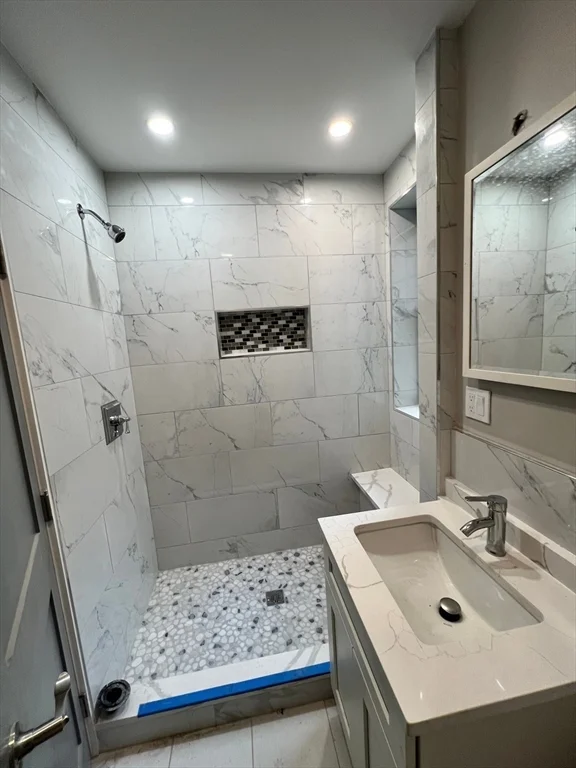 2 bed, 1 bath apartment for rent at 1572 Commonwealth Ave , Unit 2, Boston — photo 9 of 9