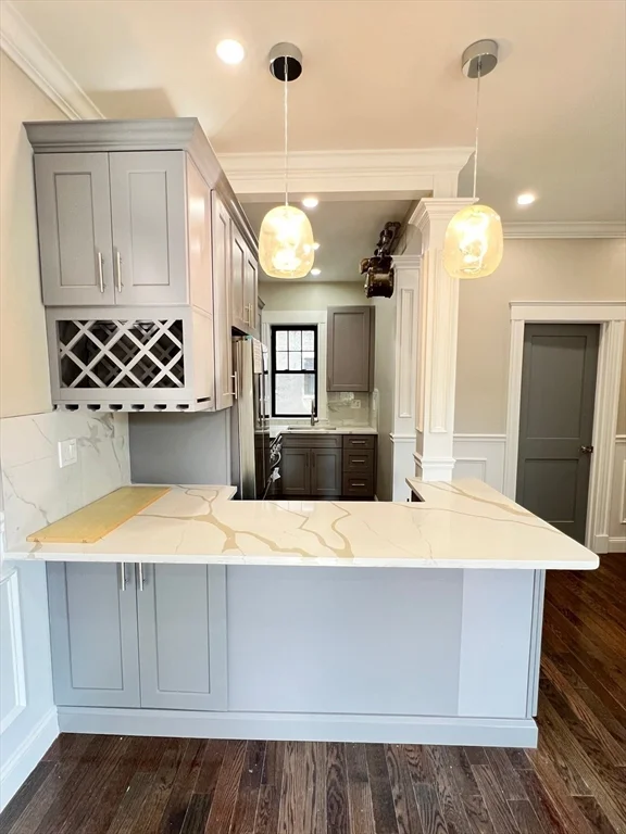 2 bed, 1 bath apartment for rent at 1572 Commonwealth Ave , Unit 2, Boston