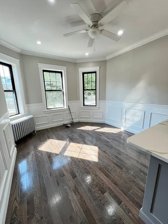 2 bed, 1 bath apartment for rent at 1572 Commonwealth Ave , Unit 2, Boston — photo 3 of 9