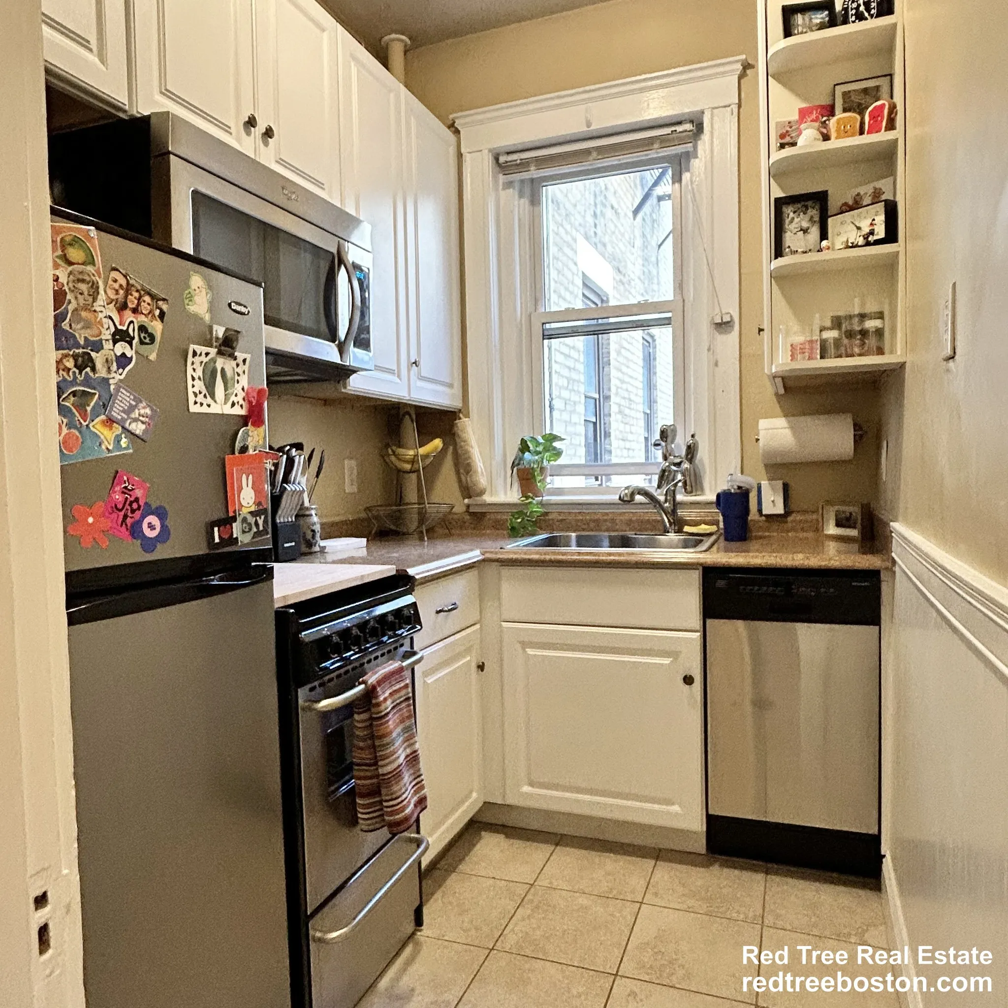 Studio bed, 1 bath apartment for rent at 1572 Commonwealth Ave Unit 3, Brighton