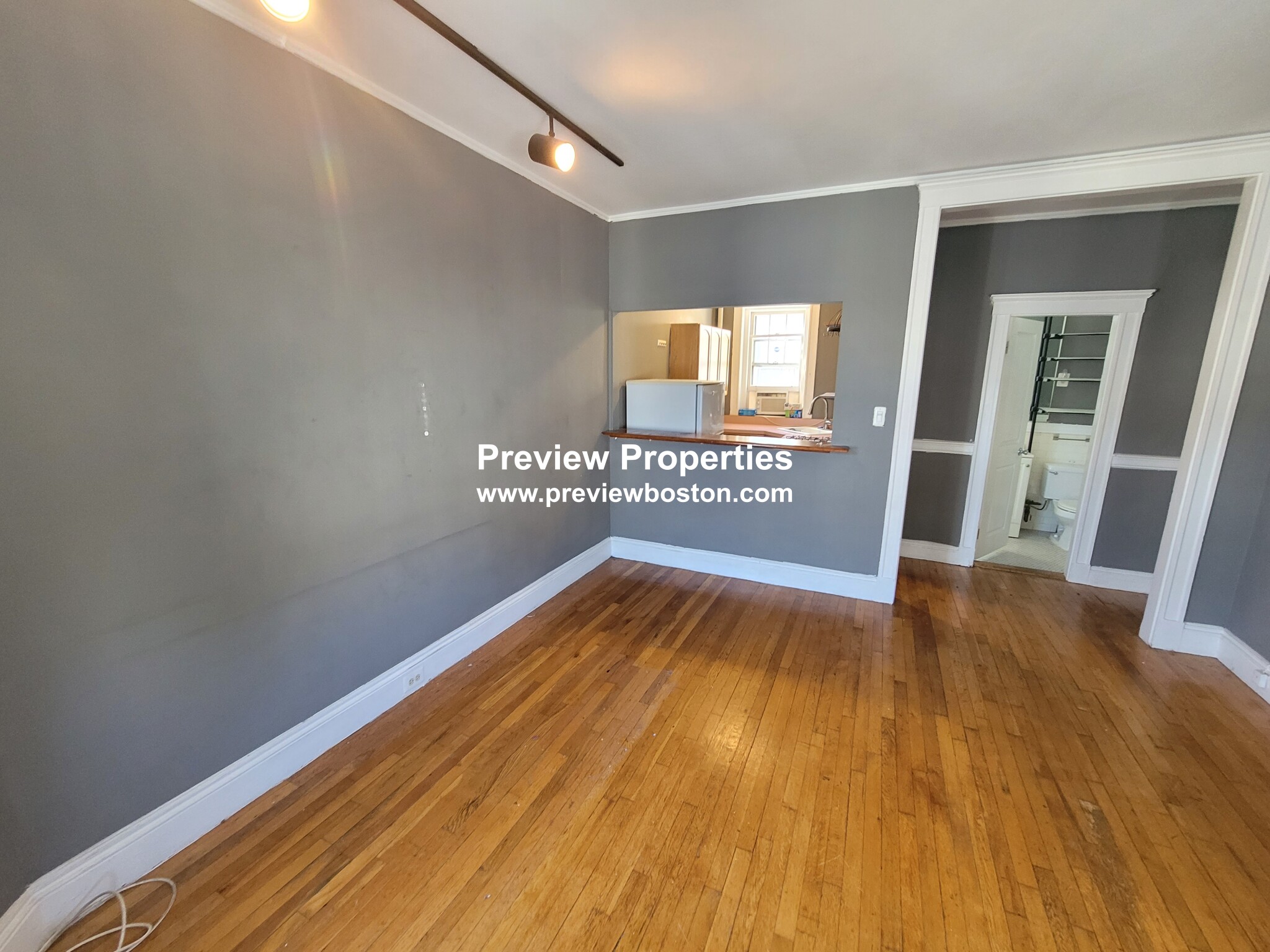 1 bed, 1 bath apartment for rent at 1572 Commonwealth Ave Unit 8M, Brighton — photo 9 of 30
