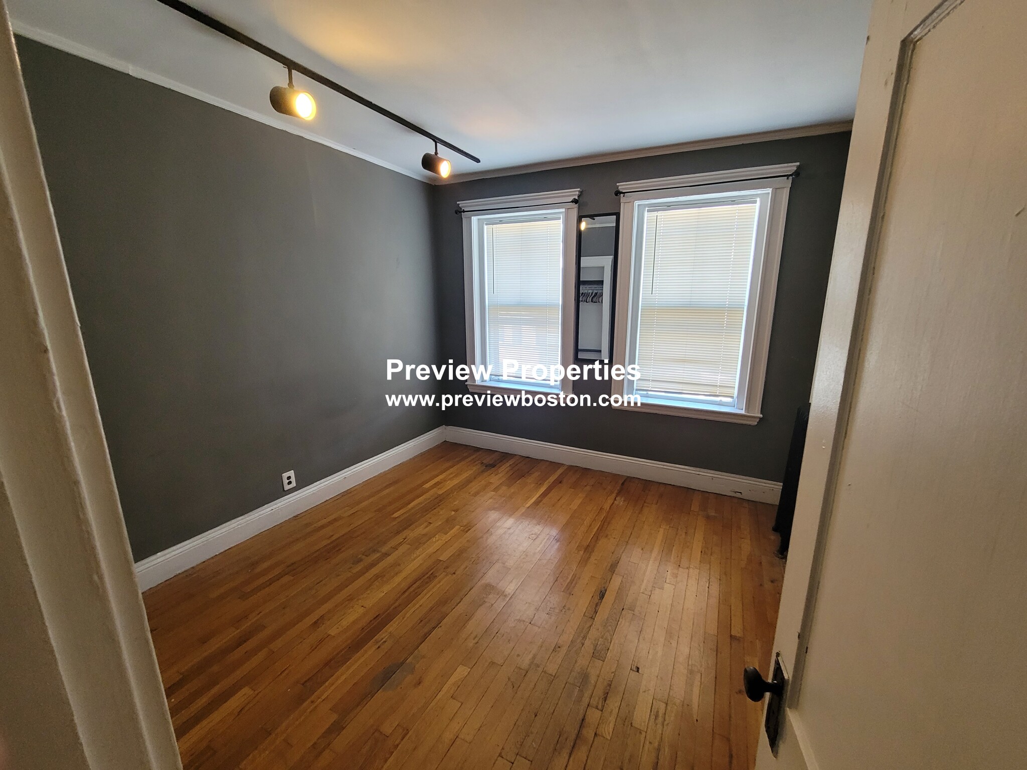 1 bed, 1 bath apartment for rent at 1572 Commonwealth Ave Unit 8M, Brighton — photo 3 of 30