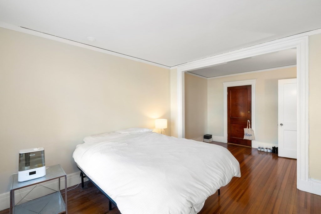 2 bed, 1 bath apartment for rent at 1572 Massachusetts Ave Unit 26, Harvard Square — photo 5 of 15
