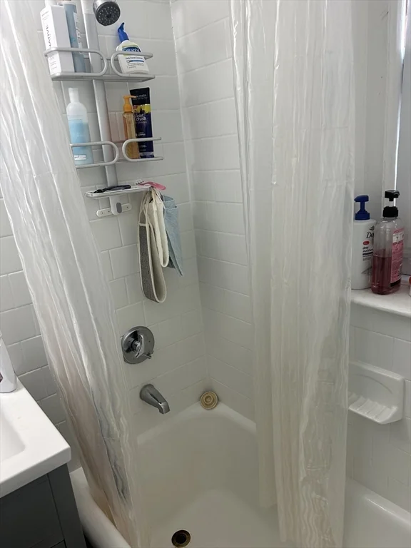 2 bed, 1 bath apartment for rent at 1572 Massachusetts Ave Unit 32, Harvard Square — photo 8 of 12