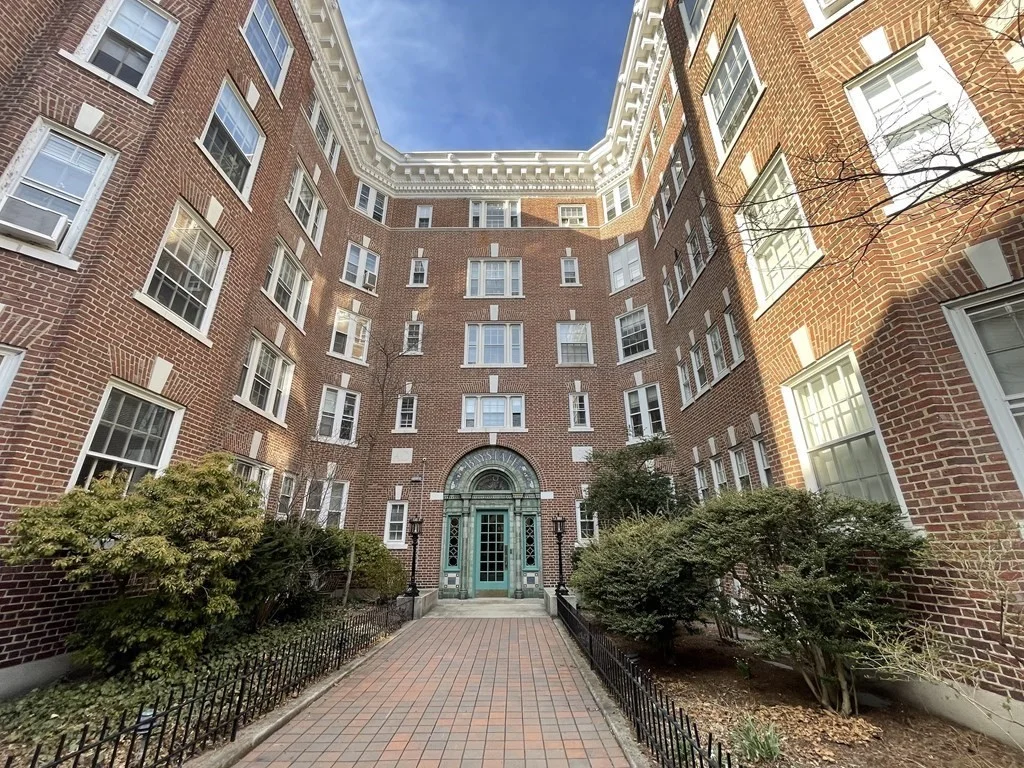 2 bed, 1 bath apartment for rent at 1572 Massachusetts Ave Unit 32, Harvard Square