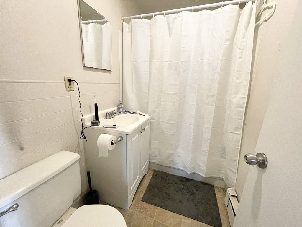 3 bed, 1 bath apartment for rent at 1572 Tremont St Unit 2, Mission Hill — photo 7 of 7