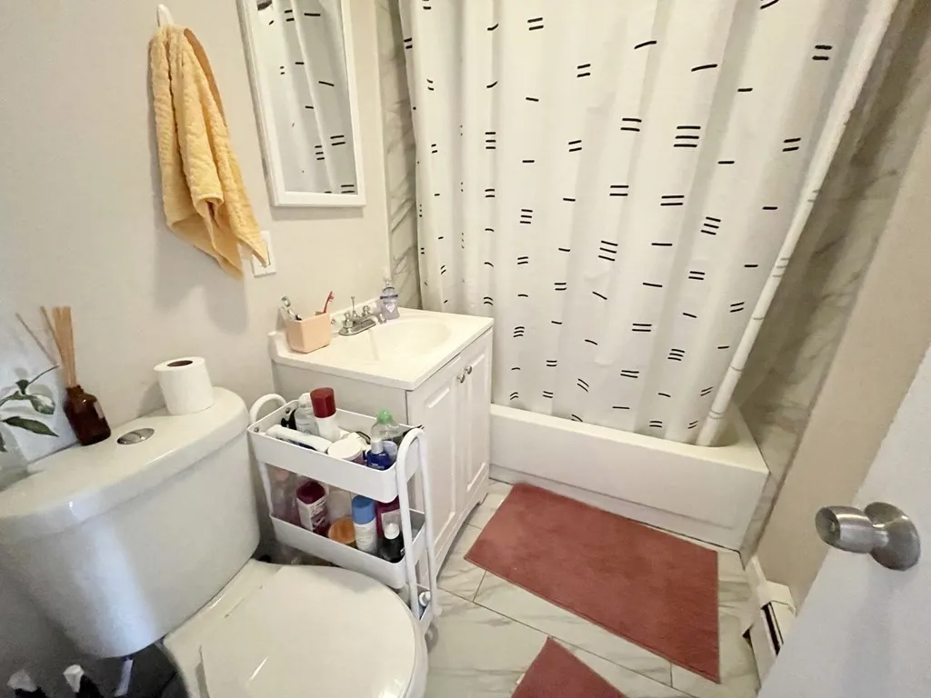 3 bed, 1 bath apartment for rent at 1572 Tremont St Unit 3, Mission Hill — photo 7 of 7