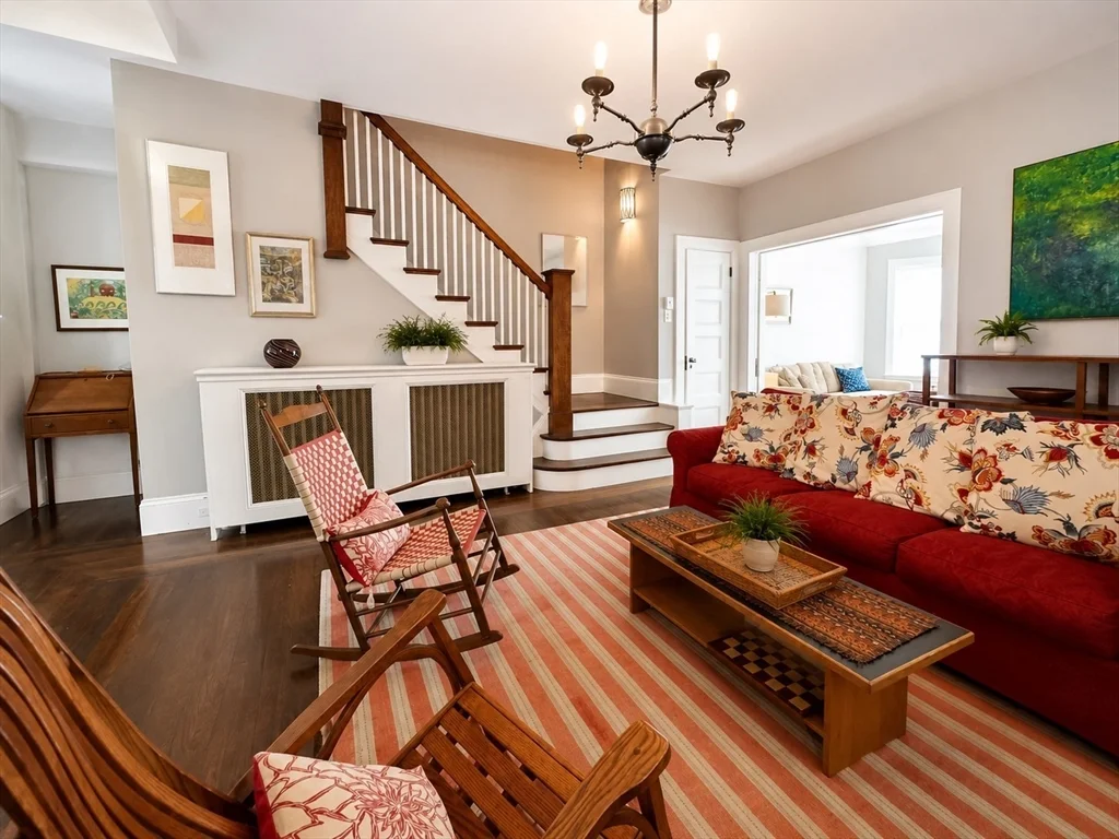 3 bed, 2 bath apartment for rent at 1573 Centre Unit B:Furnished, West Roxbury — photo 6 of 11