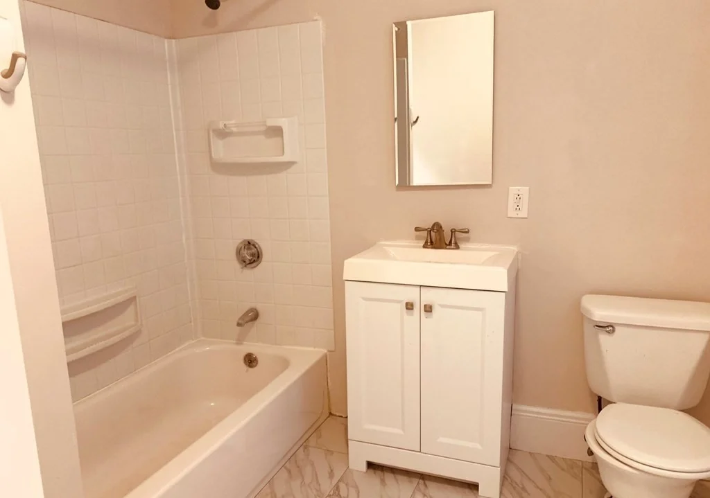 3 bed, 1 bath apartment for rent at 1574 Tremont St Unit 2, Mission Hill — photo 4 of 9