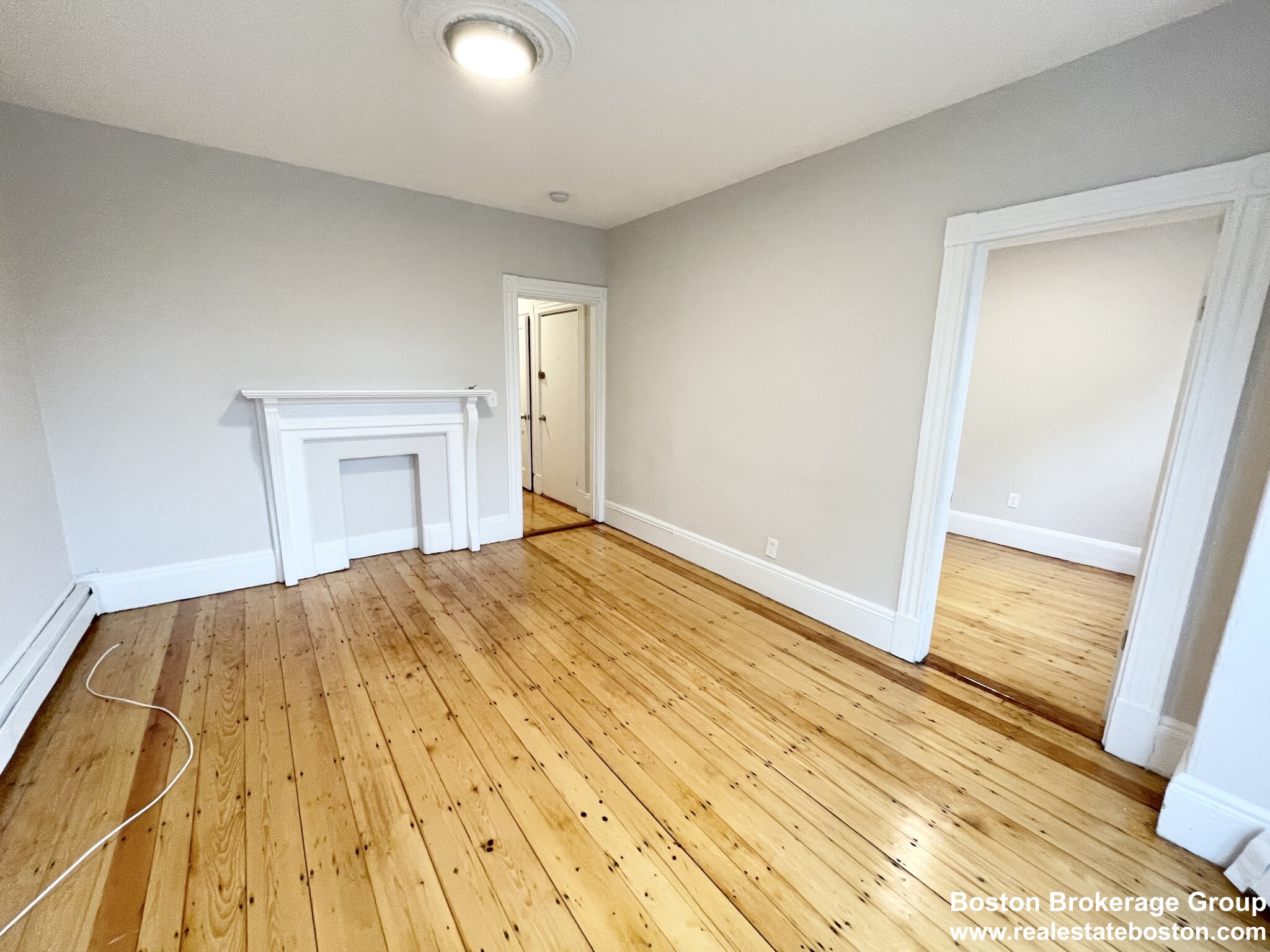 3 bed, 1.5 bath apartment for rent at 1574 Tremont St Unit OL3, Mission Hill — photo 4 of 9