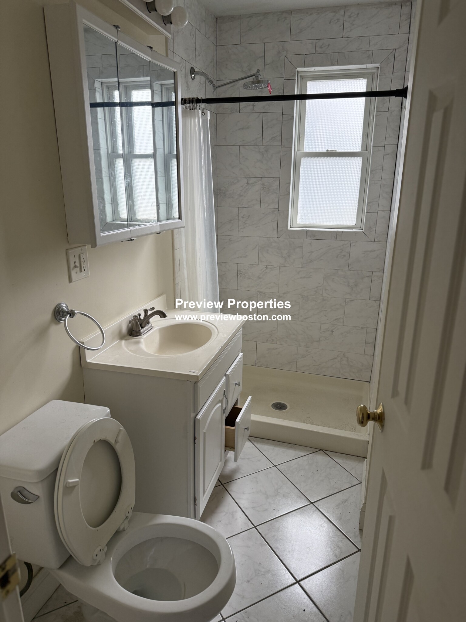 1 bed, 1 bath apartment for rent at 1576 Cambridge St Unit 1RP, Mid Cambridge — photo 2 of 3