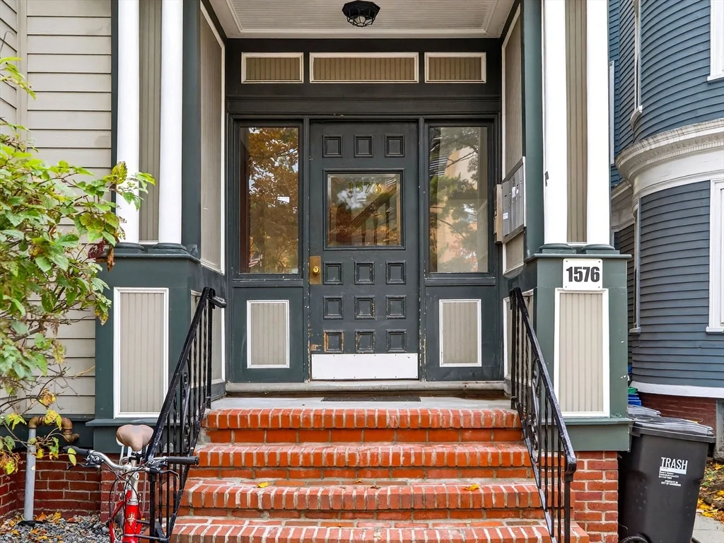 1 bed, 1 bath apartment for rent at 1576 Cambridge St Unit 2R, Inman Square — photo 10 of 12
