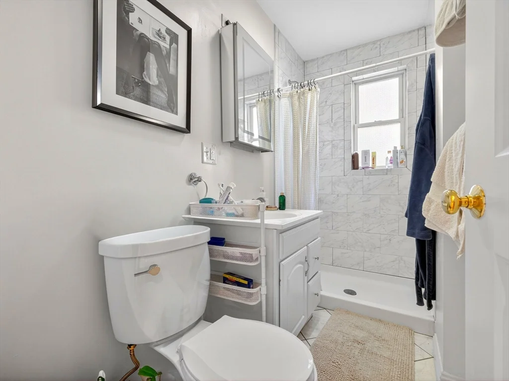 1 bed, 1 bath apartment for rent at 1576 Cambridge St Unit 2R, Inman Square — photo 9 of 12