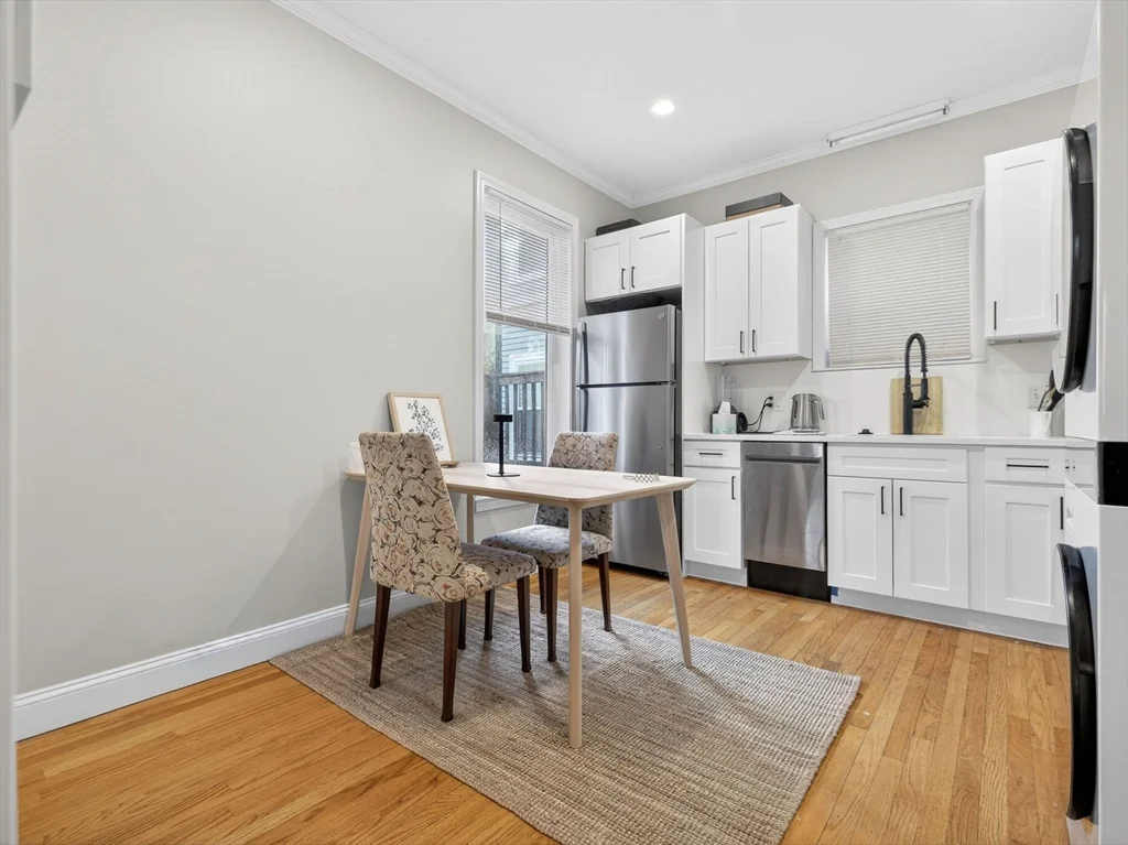1 bed, 1 bath apartment for rent at 1576 Cambridge St Unit 2R, Inman Square — photo 2 of 12