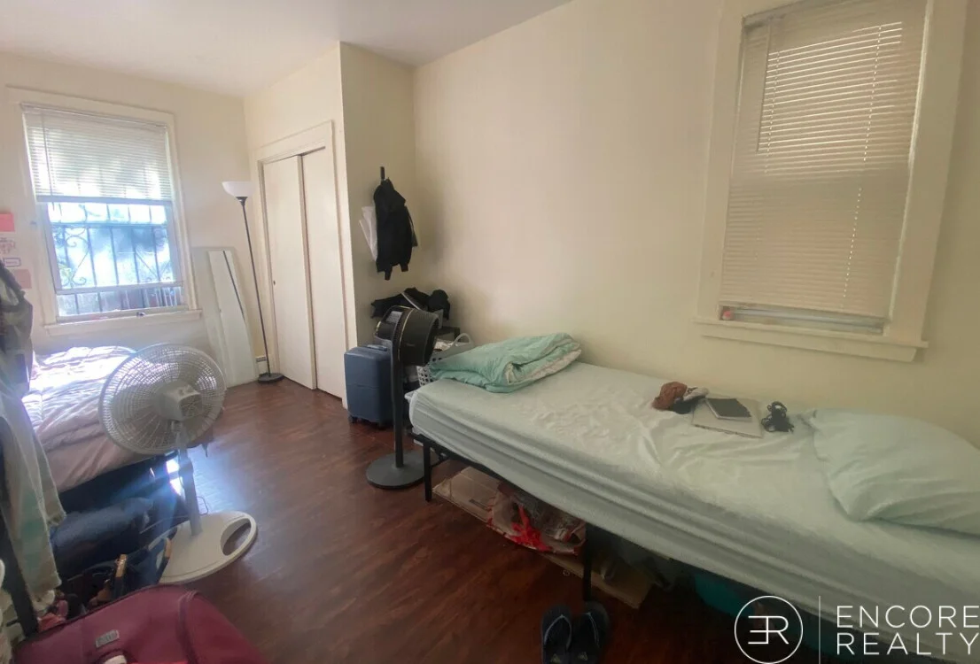 3 bed, 1 bath apartment for rent at 1576 Tremont St Unit 2, Mission Hill — photo 6 of 6