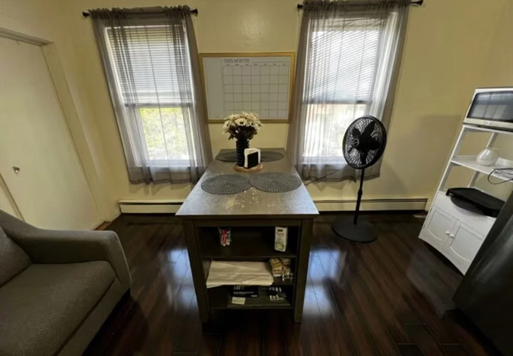 3 bed, 1 bath apartment for rent at 1576 Tremont St Unit 3, Mission Hill — photo 7 of 14