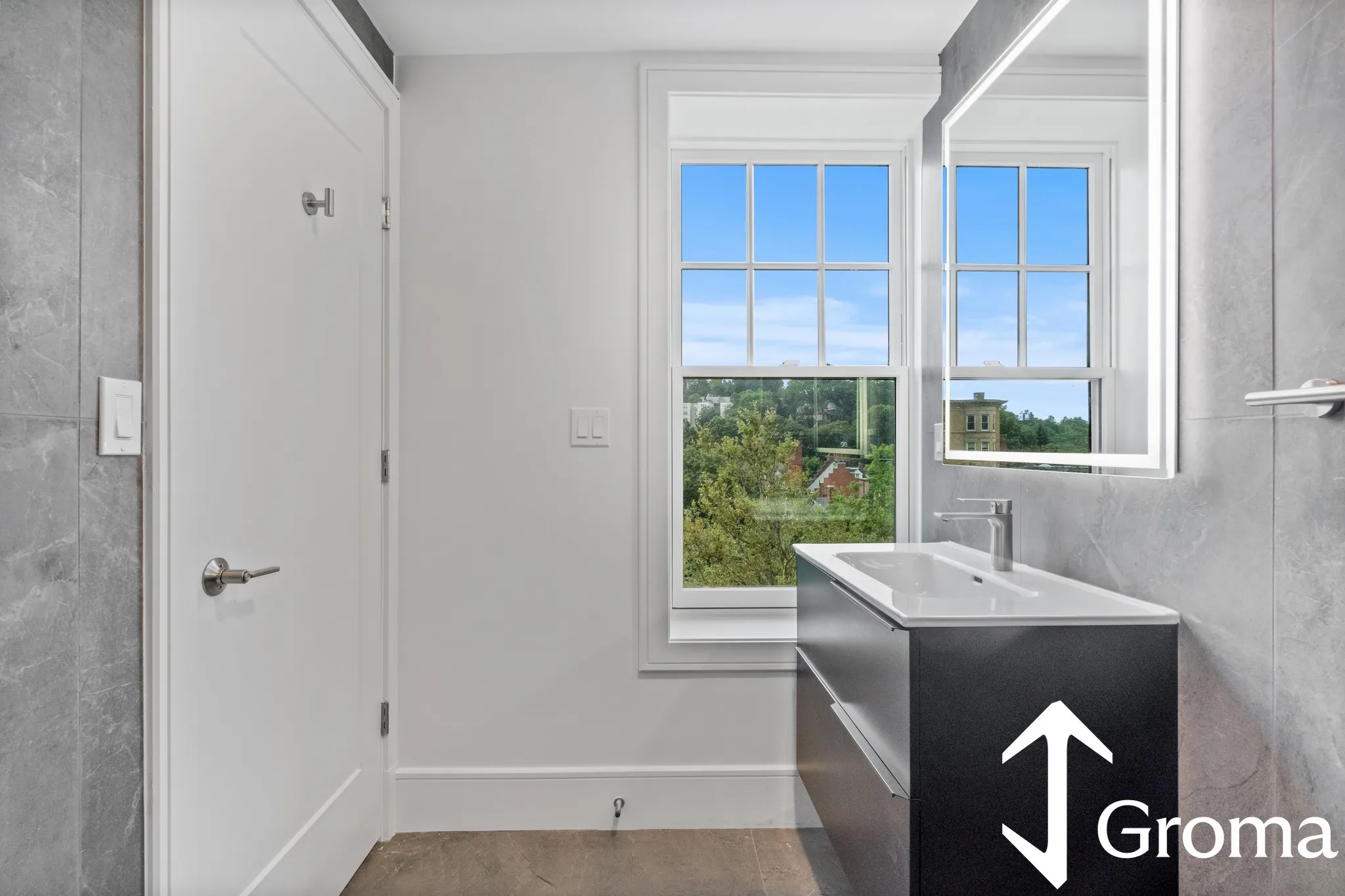 4 bed, 4+ bath apartment for rent at 1578 Beacon St Unit 202, Corey Hill — photo 12 of 19